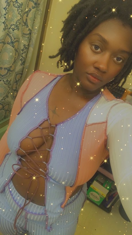 ティーントランスオンリーファン ホット裸 画像