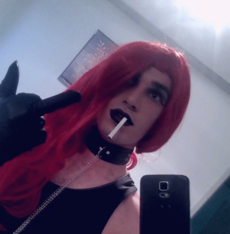 HayleySmokes ホット女優 写真