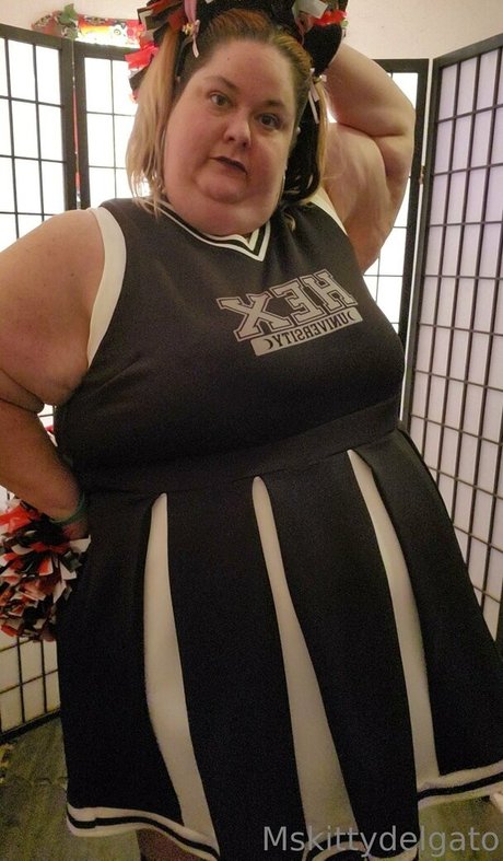 足ヌードオンリーファンズ ヌード ギャラリー