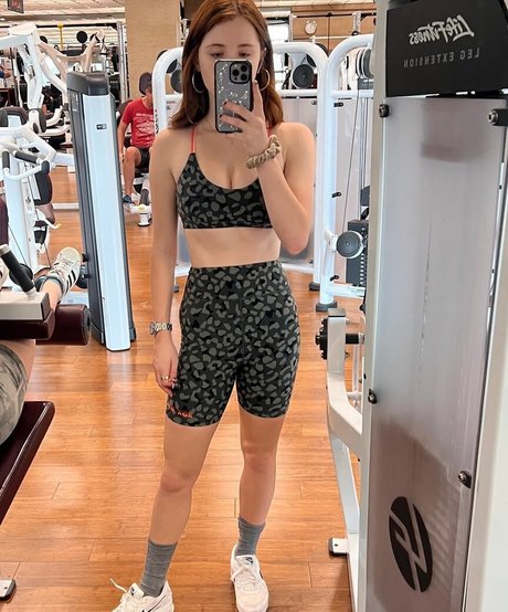 Violet Brinson トップ女優 写真