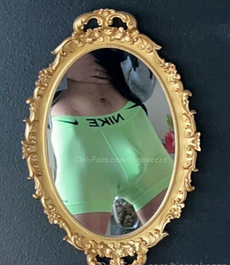 tjsmokezzz セックスモデル 写真