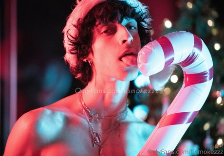 tjsmokezzz 高品質のスター 写真