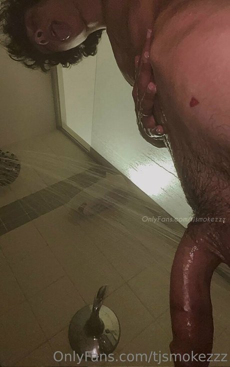 tjsmokezzz 最高のポルノスター ギャラリー