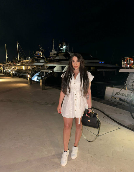 おばあちゃんの熟女OnlyFans 美しい ギャラリー