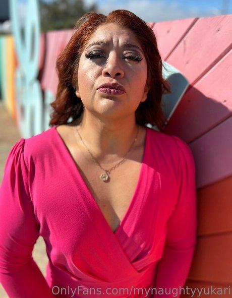 ぽっちゃり黒人OnlyFans ホットヌード ギャラリー