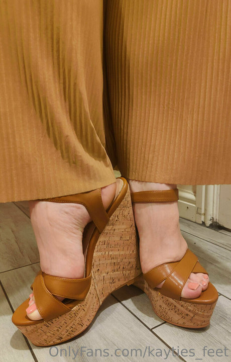 BBW パウグ オンリーファンズ ホットヌード 写真