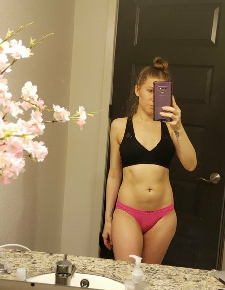 Kailey Ketchum セクシーモデル 画像