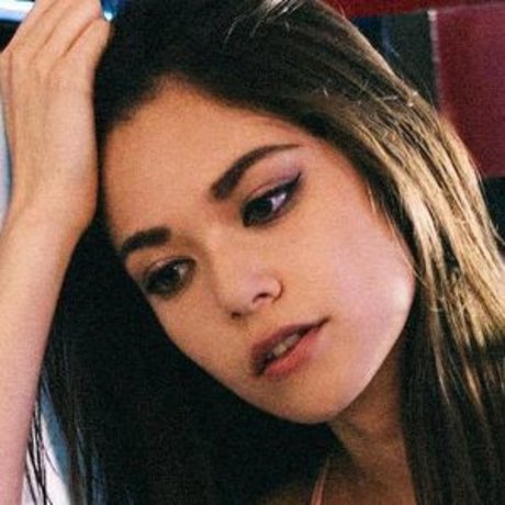 Melodi Flack エロティックなスター 画像