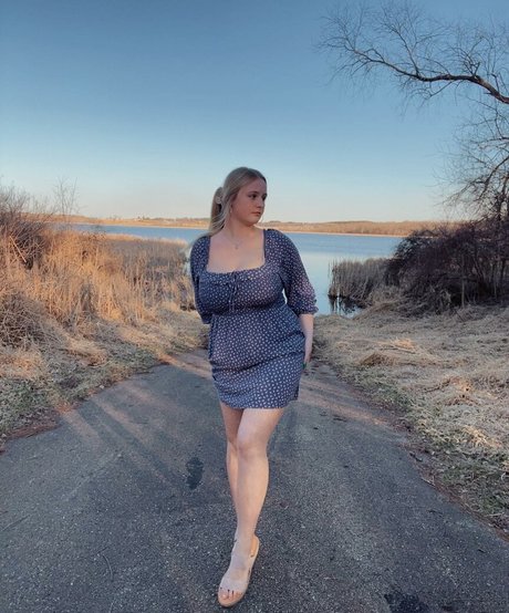 Anya Marie スター ヌード ギャラリー