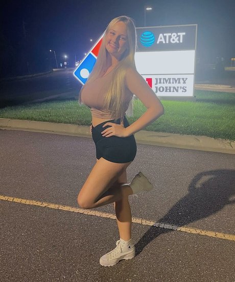 Anya Marie ヌードのポルノスター 写真