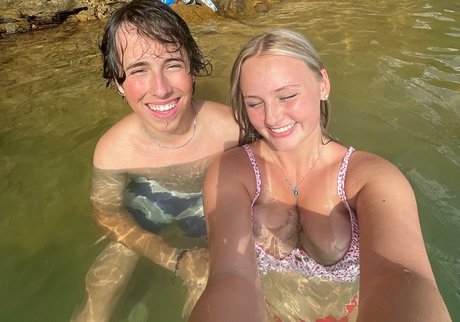 ぽっちゃり 主観視点 OnlyFans アダルト ギャラリー