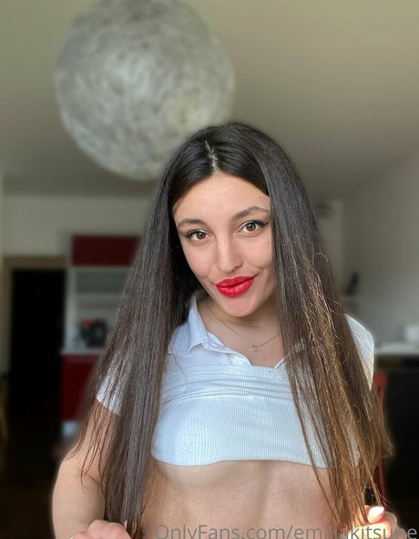 小人ヌードオンリーファンズ セクシーヌード 写真