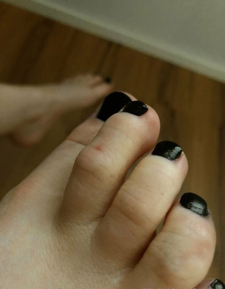 officialfeetforfun トップモデル ギャラリー