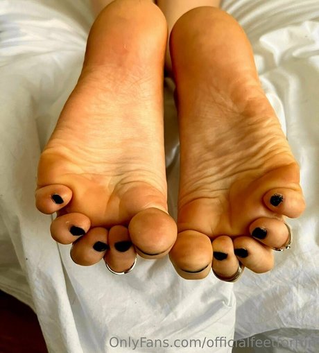 officialfeetforfun ヌードモデル ギャラリー