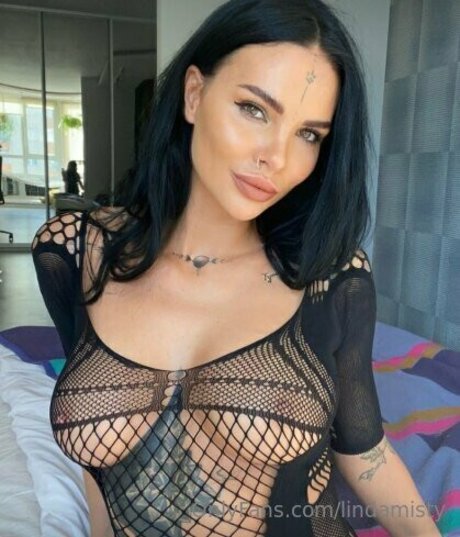 lindamisty アダルトスター 写真