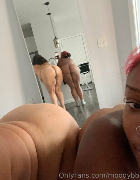 ルビーオンリーファン ポルノ ギャラリー