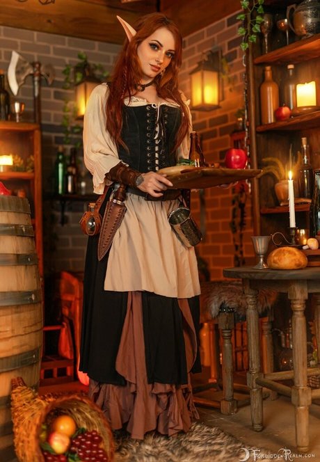 Genevieve ホット女優 アーカイブ