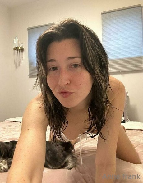 ラバーオンリーファン 無料アダルト 画像