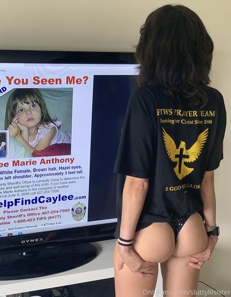 騎乗位熟女OnlyFans 無料セクシー 画像