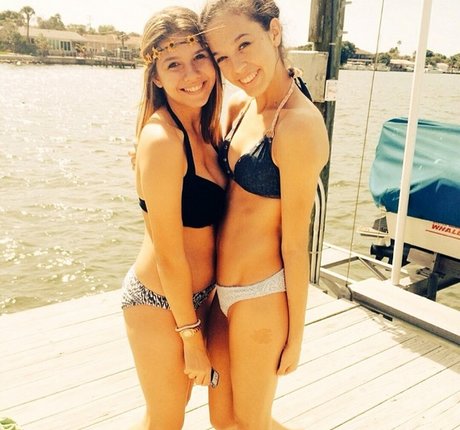 ティーンランジェリーOnlyFans 美しい 写真