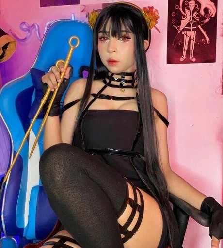 Naty Sukha ヌードモデル 画像