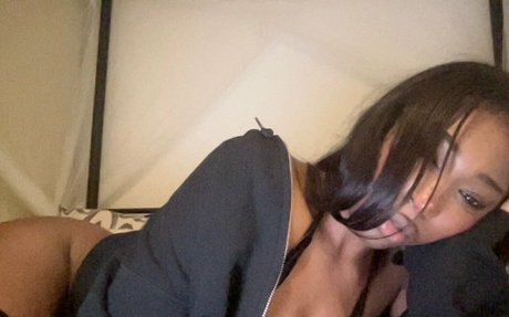 フィットネスインフルエンサーオンリーファンズ ベスト 写真