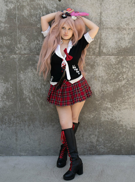 ティーントランスオンリーファン ヌード 写真