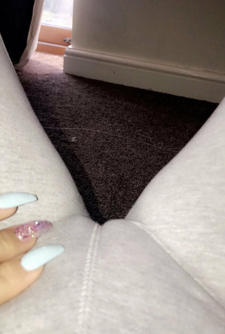 トゥインクスオンリーファンズ 無料アダルト ギャラリー