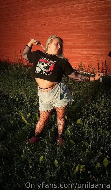 unilaama エロティック女優 画像