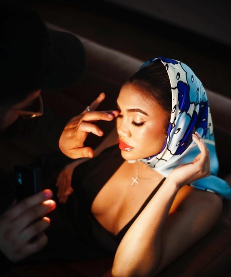 Paige Hurd エロティックなモデル ギャラリー