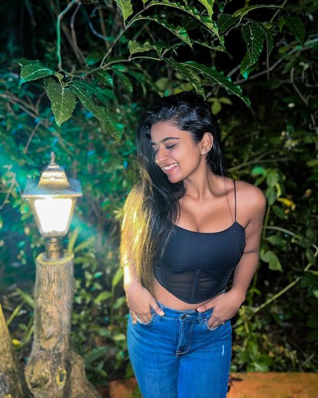 熟女乱交OnlyFans HD 写真