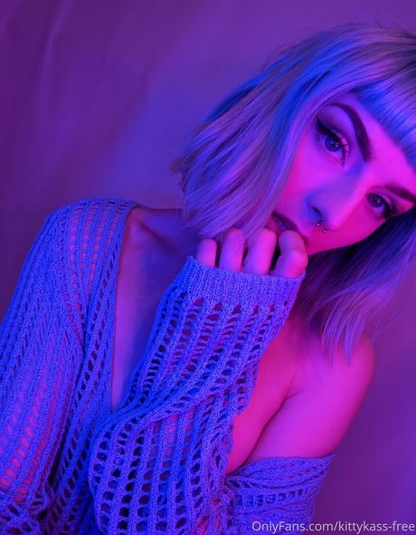 小柄な妻OnlyFans えろた 画像