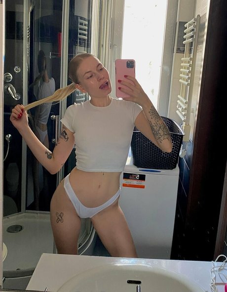 mimicicafree ヌードモデル 写真