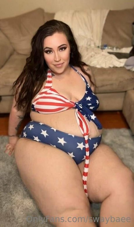 巨乳の黒人女性オンリーファンズ 限定 画像