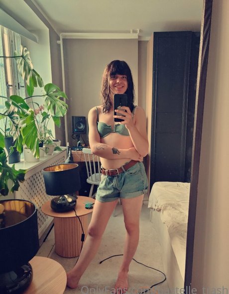 熟女 太め OnlyFans トップ 写真