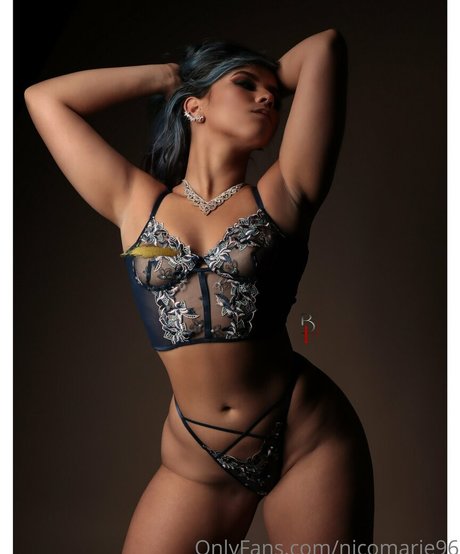 nicomarie96 ポルノスター 美しい ギャラリー