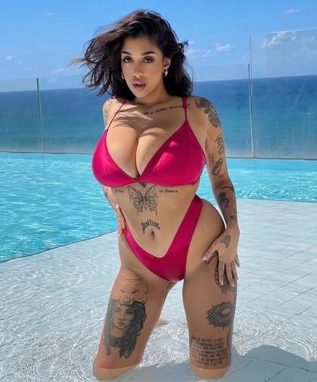 赤毛の熟女オンリーファンズ 無料アダルト 写真