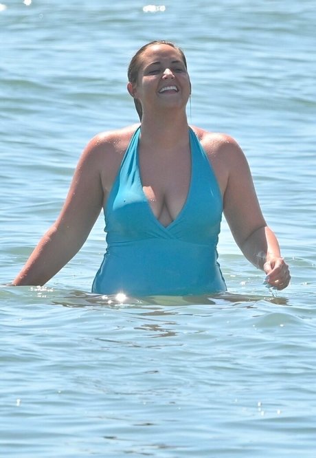 ビデオ通話 オンリーファンズ ヌード ギャラリー