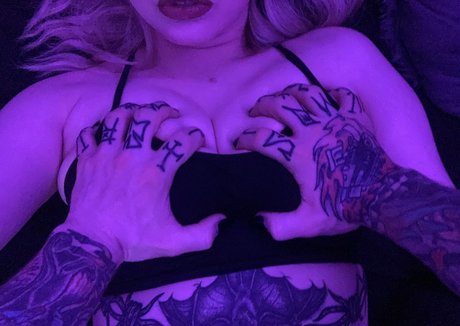 アンバー・オンリーファンズ 限定 ギャラリー