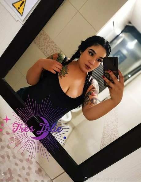 tresjoliepinup アダルト女優 写真