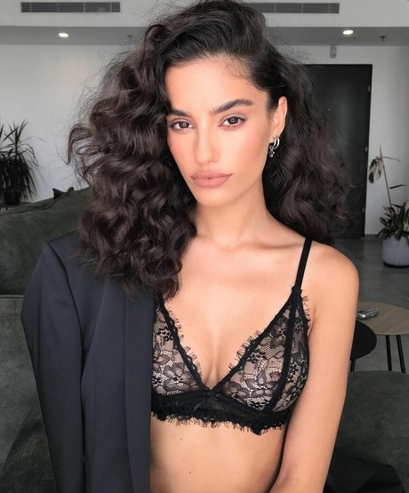 Naomi Eliav 素敵な女優 ギャラリー