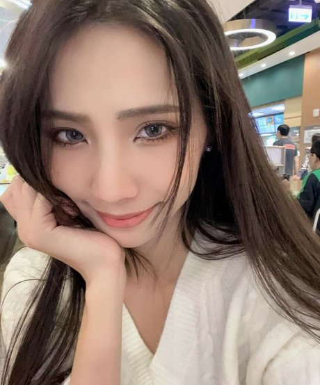 Anita Feifei 完璧な女優 写真