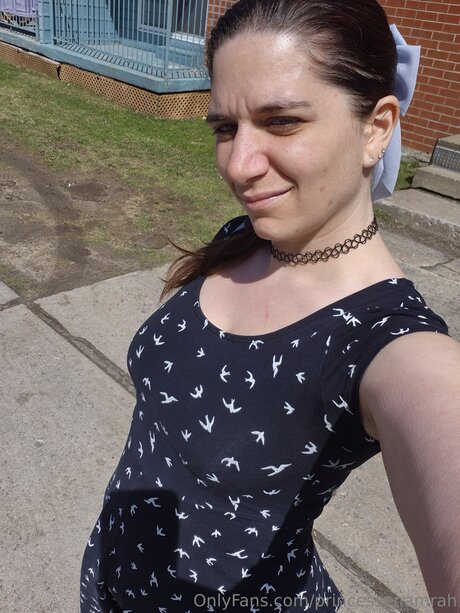 Princesse Namrah 無料モデル 写真