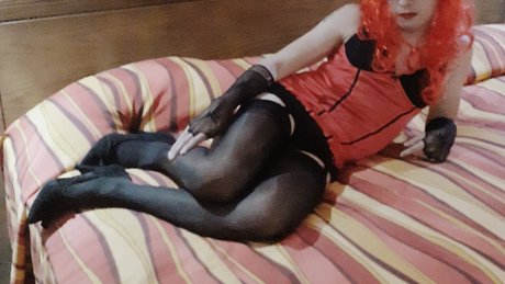 Cornudo travesti 可愛いモデル 写真