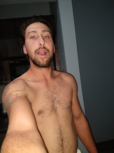 Ryan Tirado ポルノモデル 写真