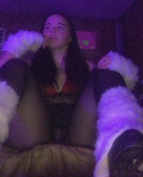 Queenbarbie1997 アートポルノスター 画像