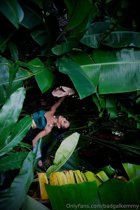 badgalkemmy セックスモデル 写真