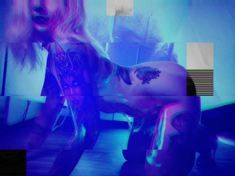 PzychoBunnyZ ポルノスター アダルト 写真