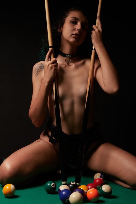 ssbbw プッシー onlyfans アート裸 写真