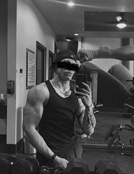 ラテン系ティーンオンリーファンズ トップ ギャラリー